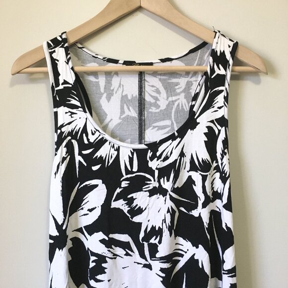 Cupio Long Tropical B&W Floral Handkerchief Hem A-Line Viscose Tank Top - Picture 3 of 14